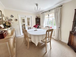 Dining room- click for photo gallery